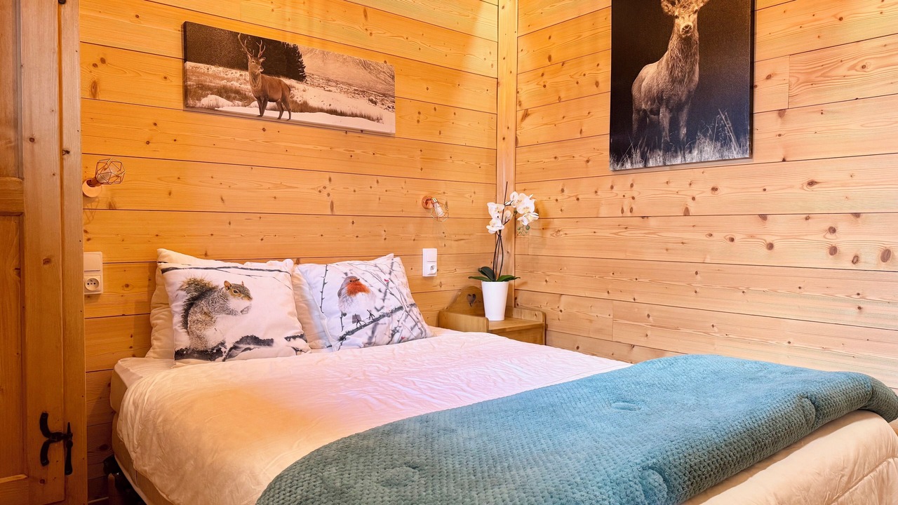 Photo of Bedroom in Premanon