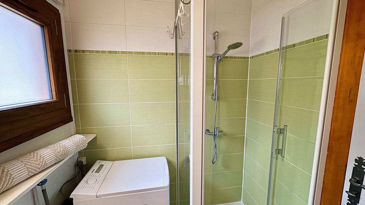 Photo of Bathroom in Premanon