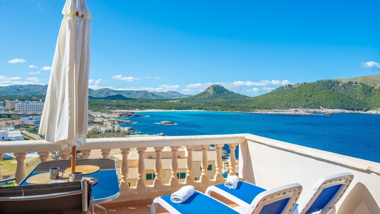 Photo of Patio Balcony in Cala Agulla