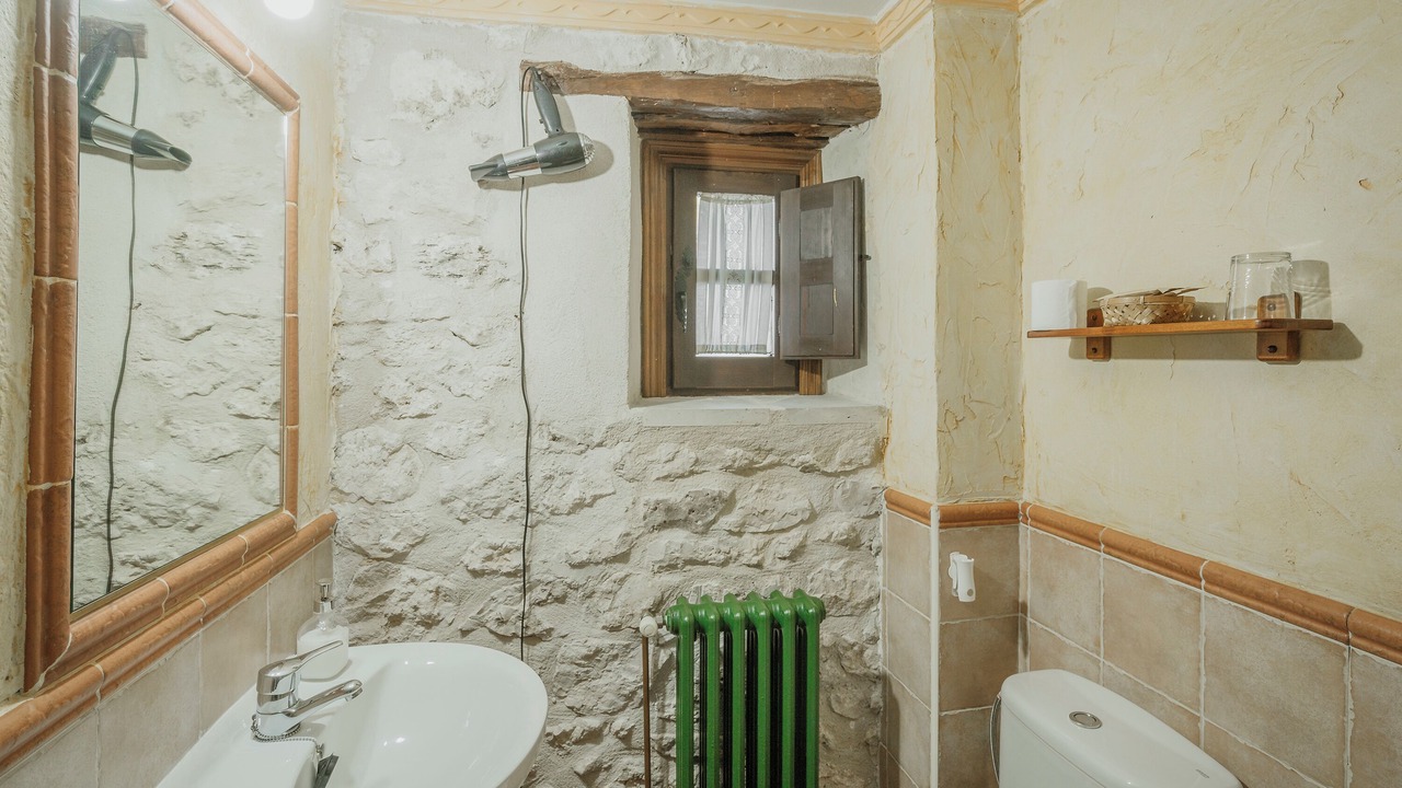Photo of Bathroom in Calabazas de Fuentiduena