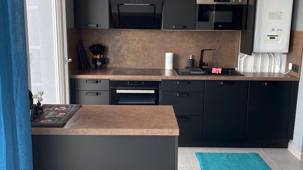 Photo of Kitchen in Saint-Genis-Pouilly