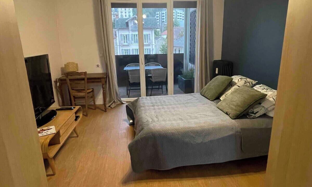 Photo of Bedroom in Aix-les-Bains City Center
