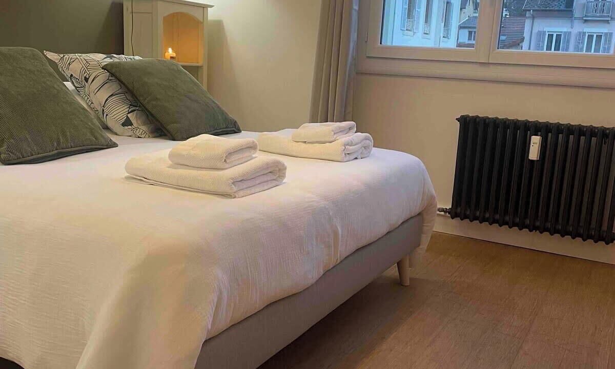 Photo of Bedroom in Aix-les-Bains City Center