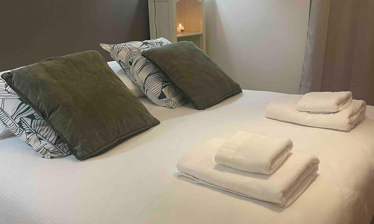 Photo of Bedroom in Aix-les-Bains City Center