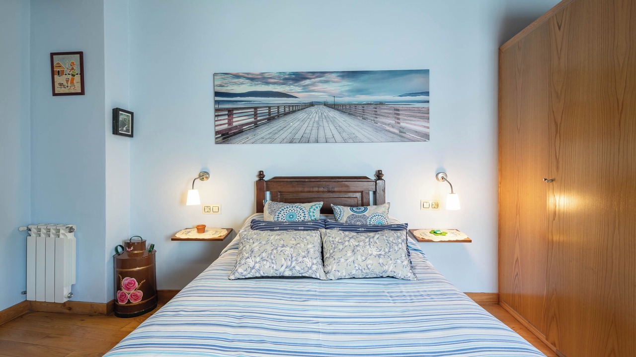 Photo of Bedroom in Outeiro