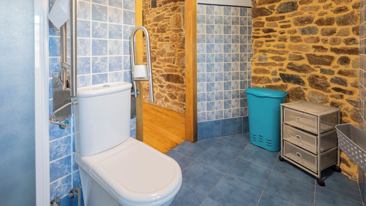 Photo of Bathroom in Outeiro