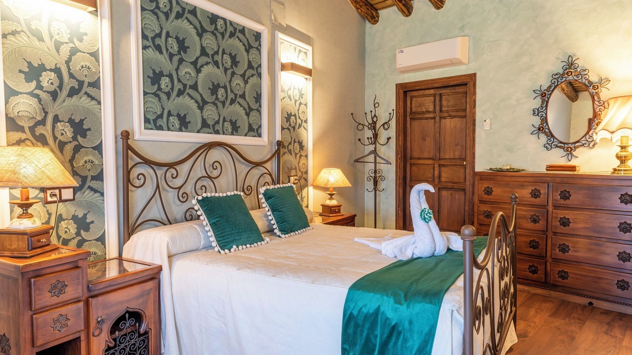 Photo of Bedroom in Noves