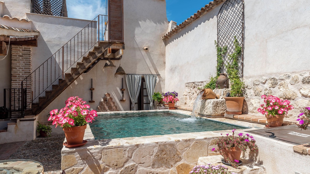 Photo of Outdoor in Noves