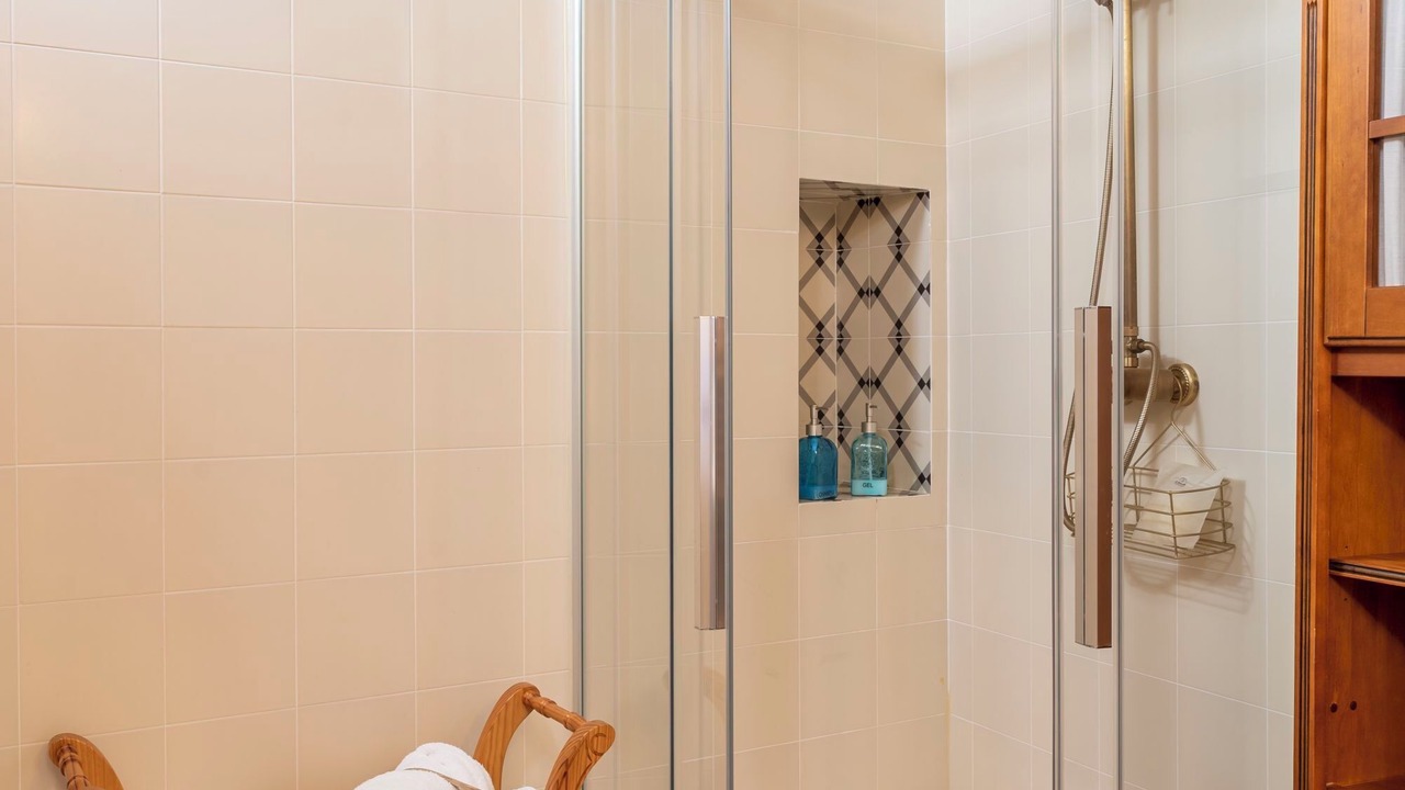 Photo of Bathroom in Noves