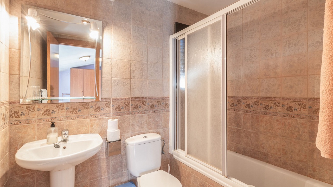 Photo of Bathroom in Maluenda