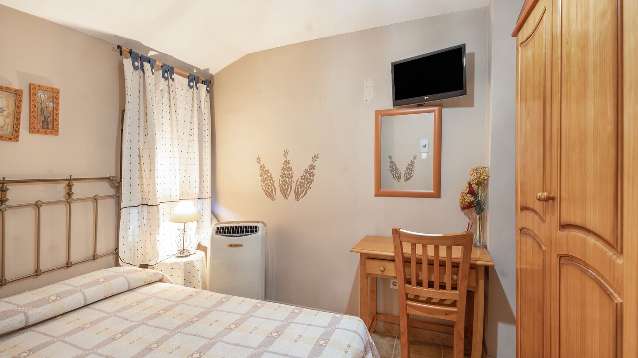 Photo of Bedroom in Maluenda
