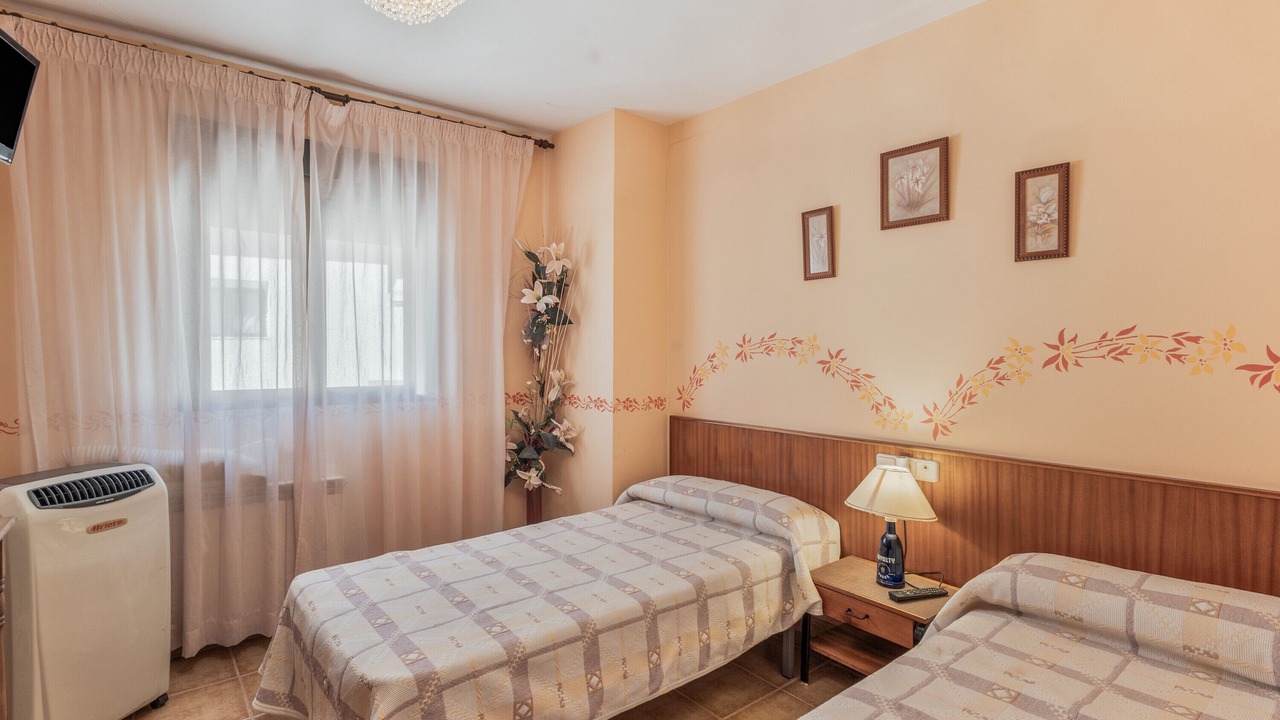 Photo of Bedroom in Maluenda