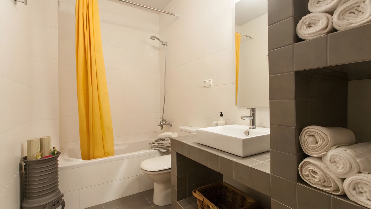 Photo of Bathroom in Alfondeguilla
