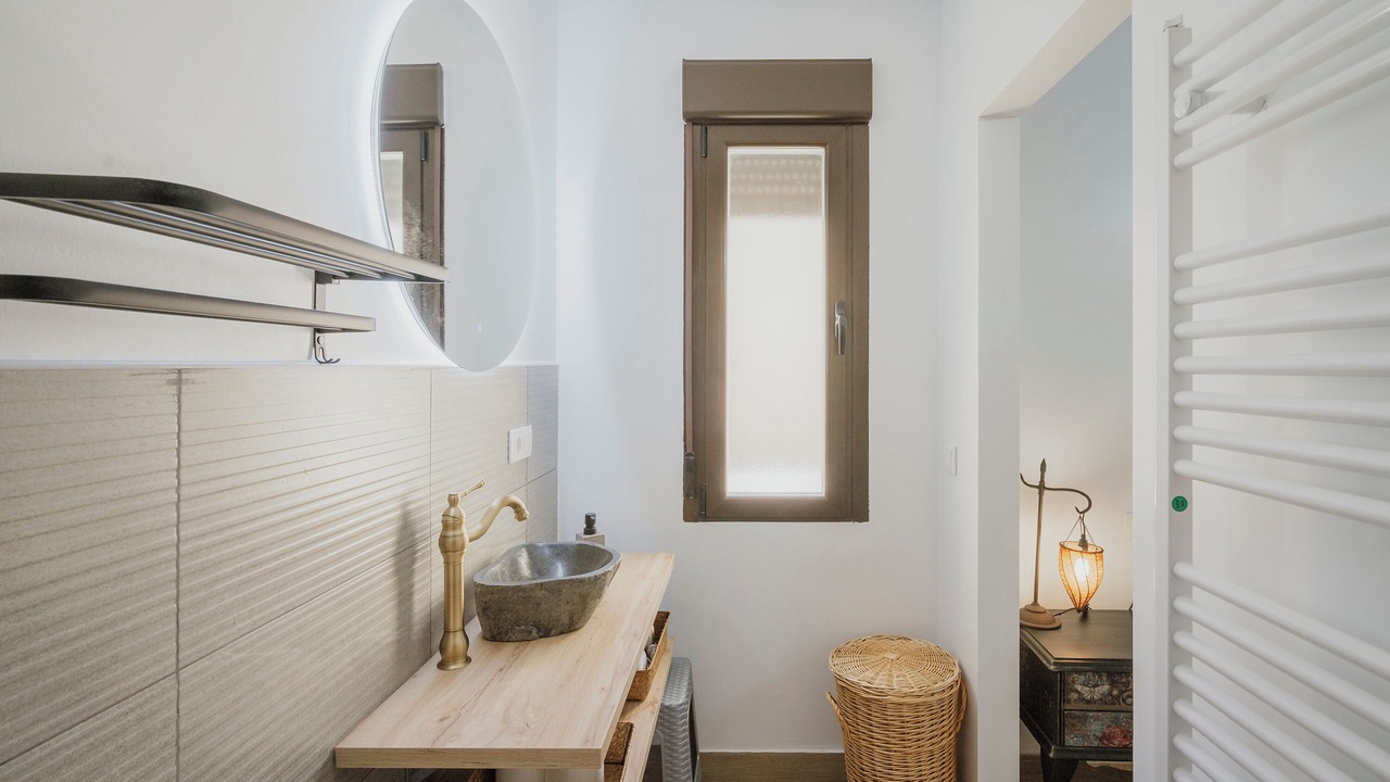 Photo of Bathroom in Moraleja del Vino