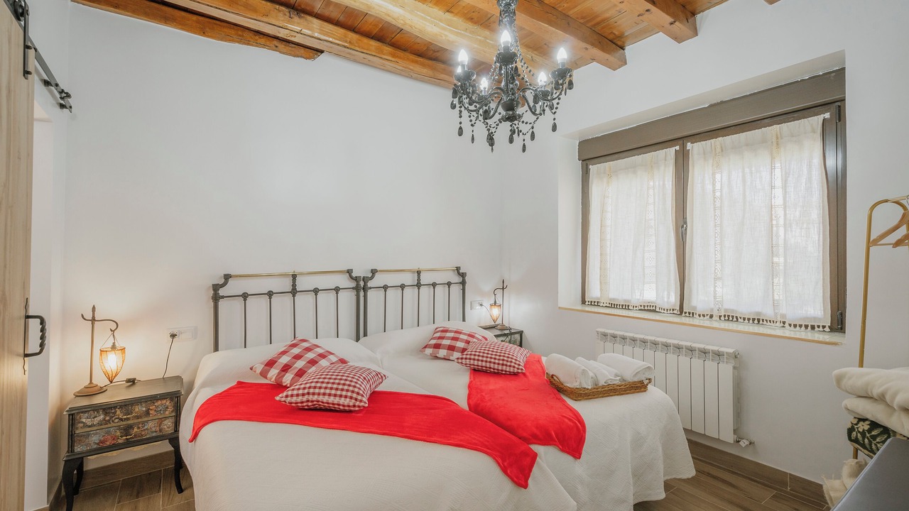 Photo of Bedroom in Moraleja del Vino