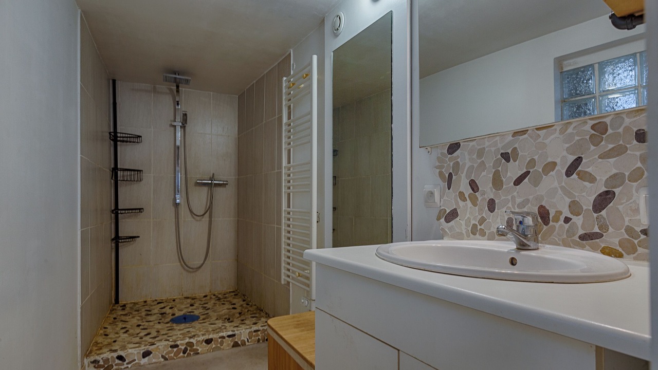 Photo of Bathroom in Flaviac