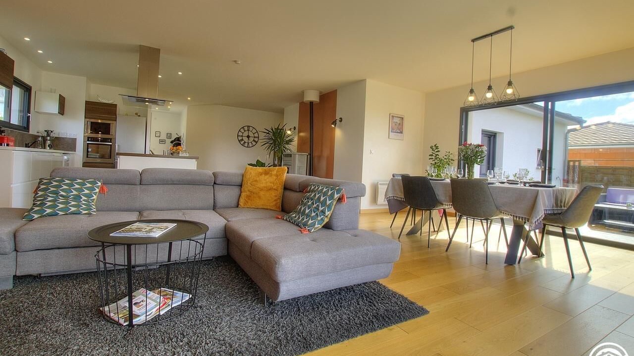 Photo of Livingroom in Jujurieux