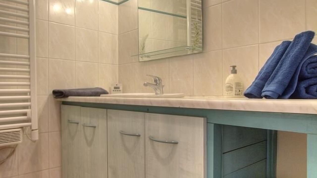Photo of Bathroom in Cleyzieu
