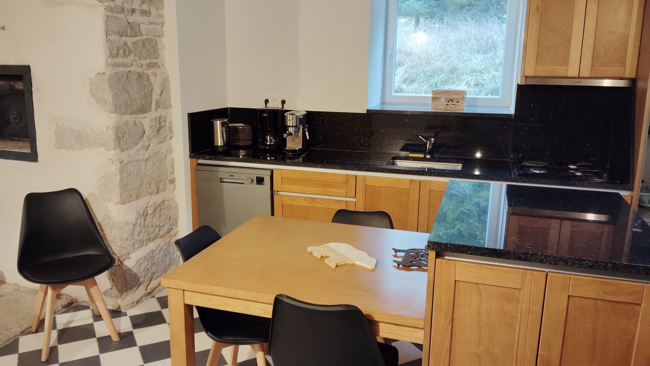 Photo of Kitchen in Premanon