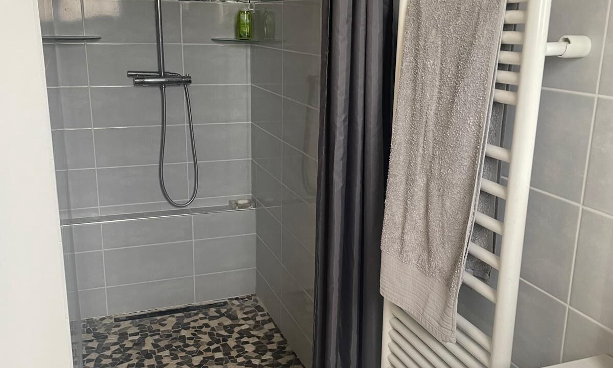 Photo of Bathroom in Suze-la-Rousse