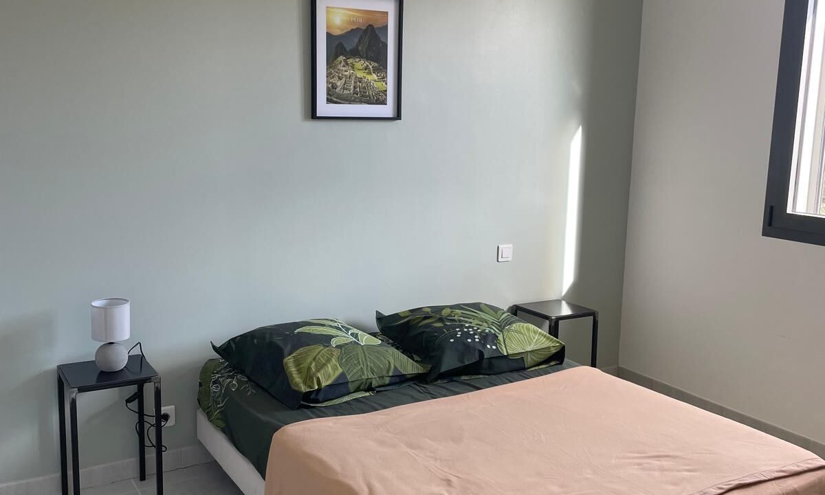 Photo of Bedroom in Suze-la-Rousse