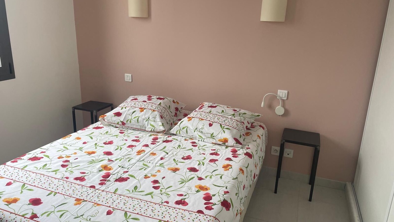 Photo of Bedroom in Suze-la-Rousse