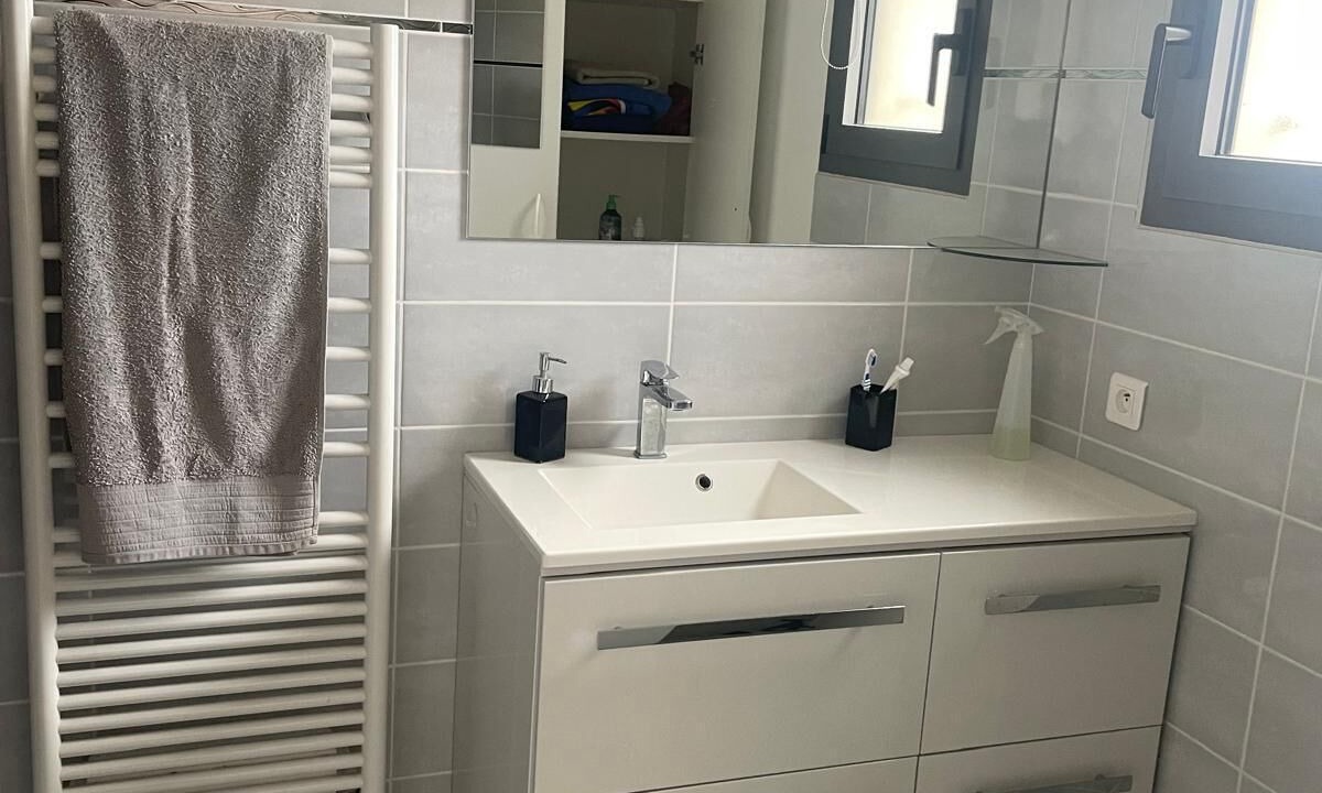 Photo of Bathroom in Suze-la-Rousse