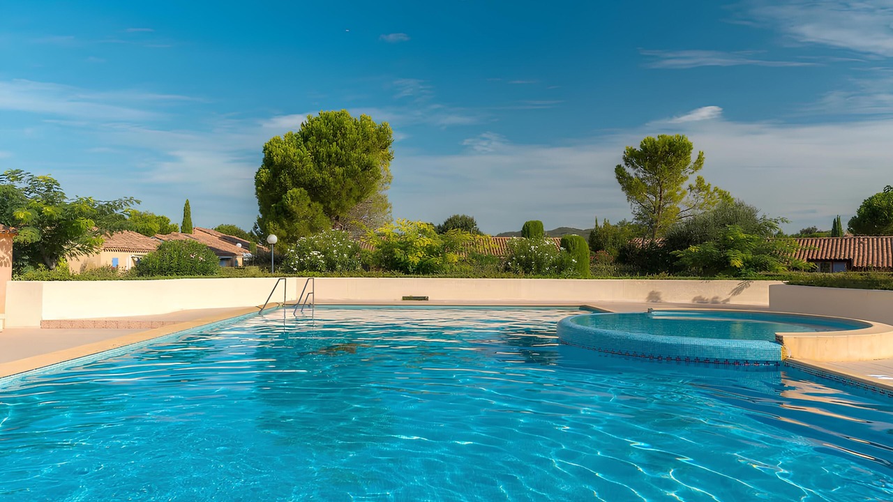 Photo of Outdoor in Eyguieres