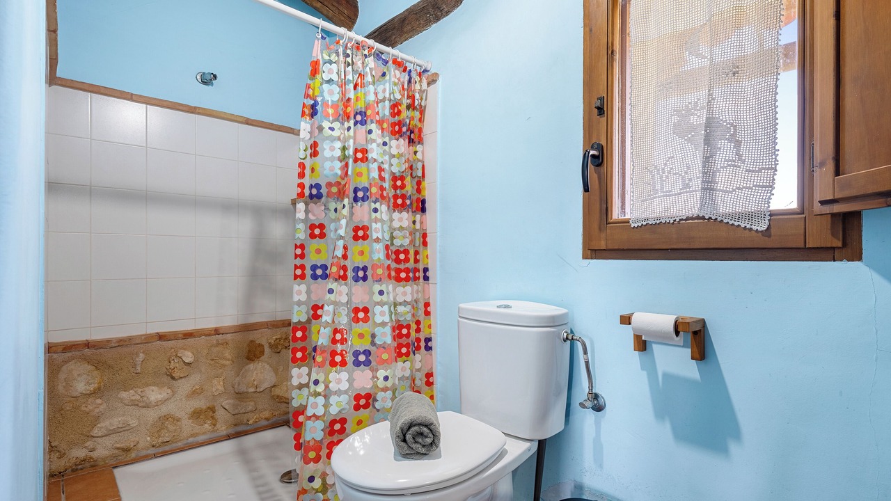 Photo of Bathroom in Penarroya de Tastavins