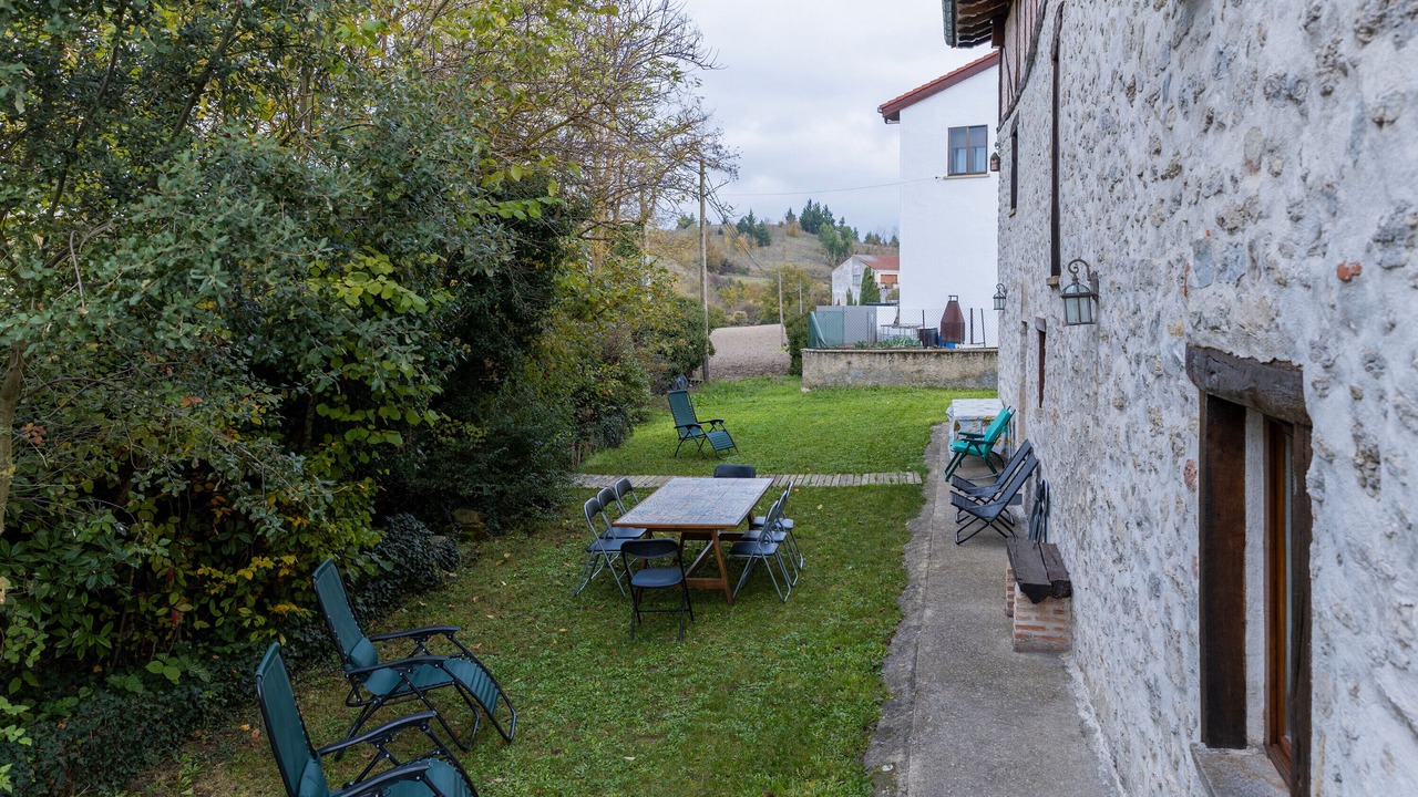 Photo of Outdoor in Agurain