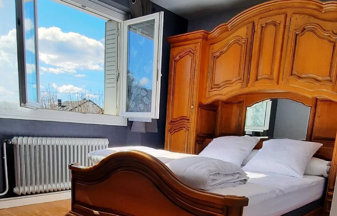 Photo of Bedroom in Champagnole