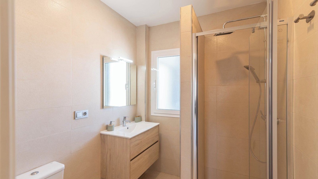 Photo of Bathroom in Coin