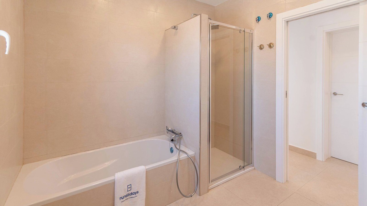 Photo of Bathroom in Coin