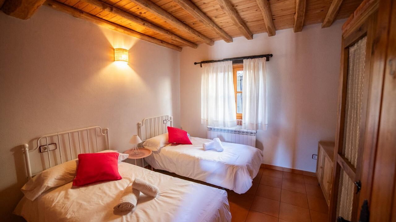 Photo of Bedroom in Navasfrias