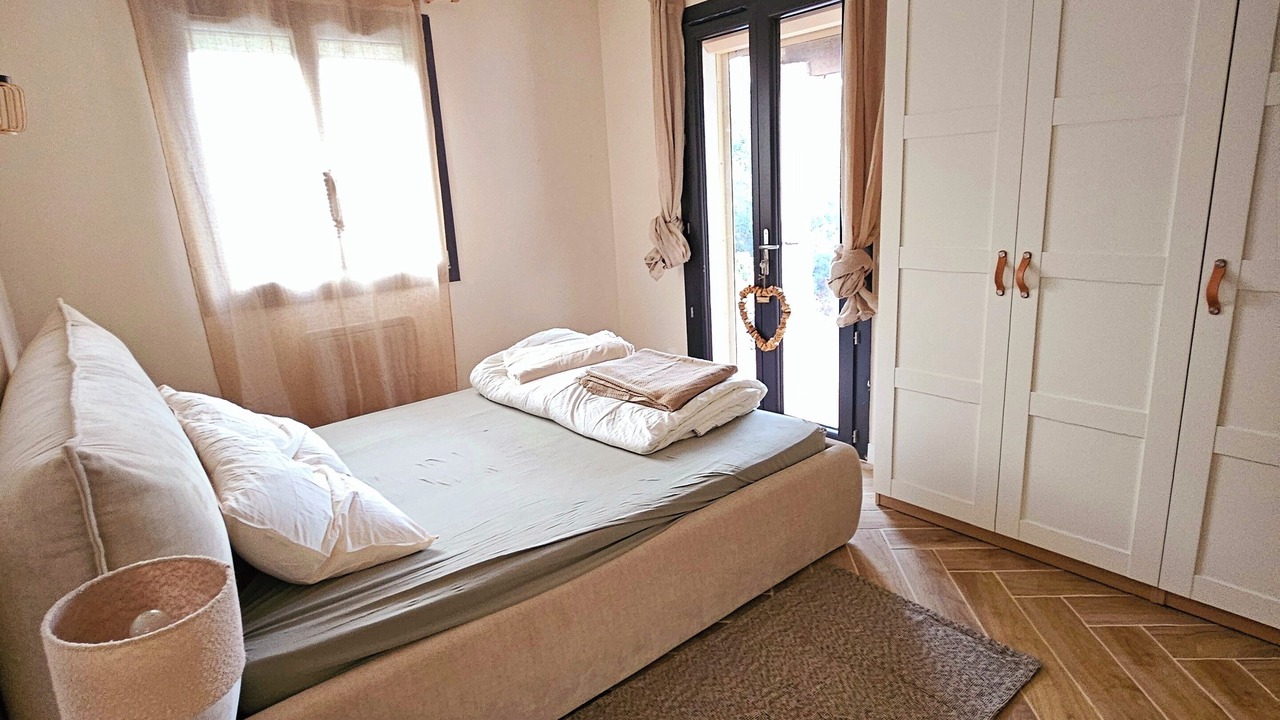 Photo of Bedroom in Saint-Chamas