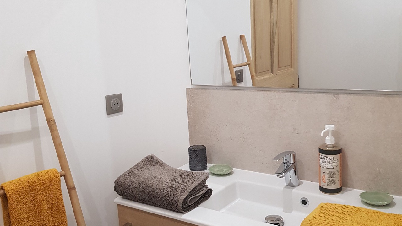 Photo of Bathroom in Croagnes