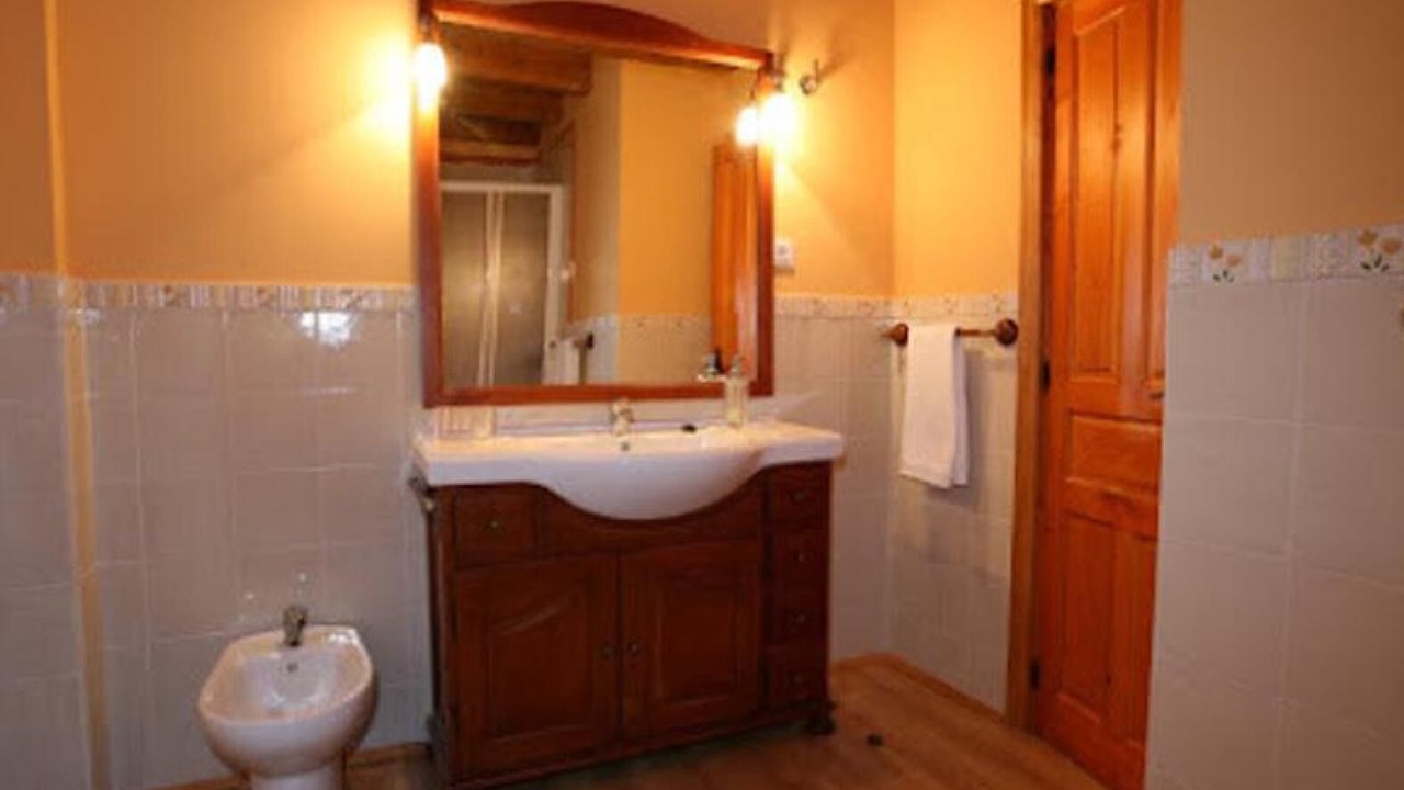Photo of Bathroom in San Martin de los Herreros
