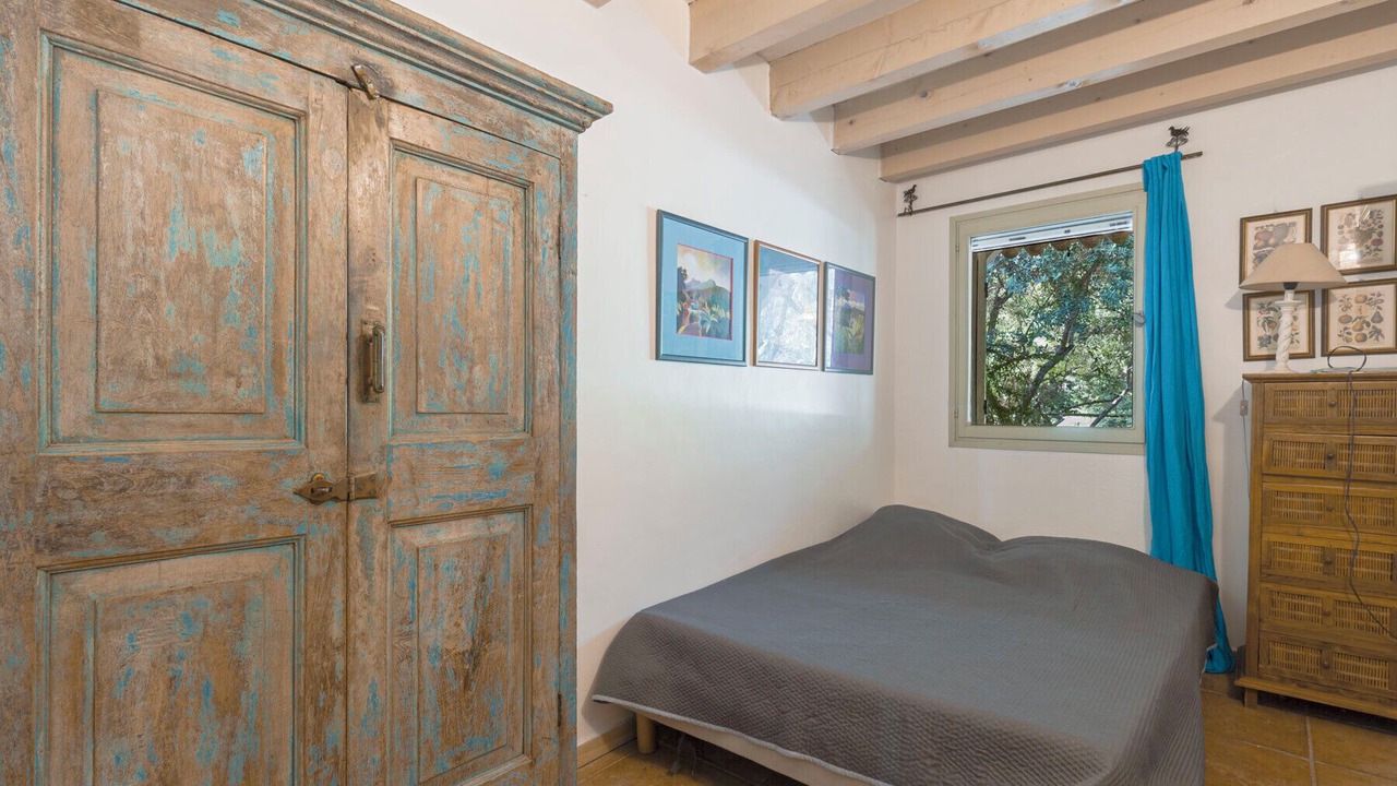 Photo of Bedroom in Arles