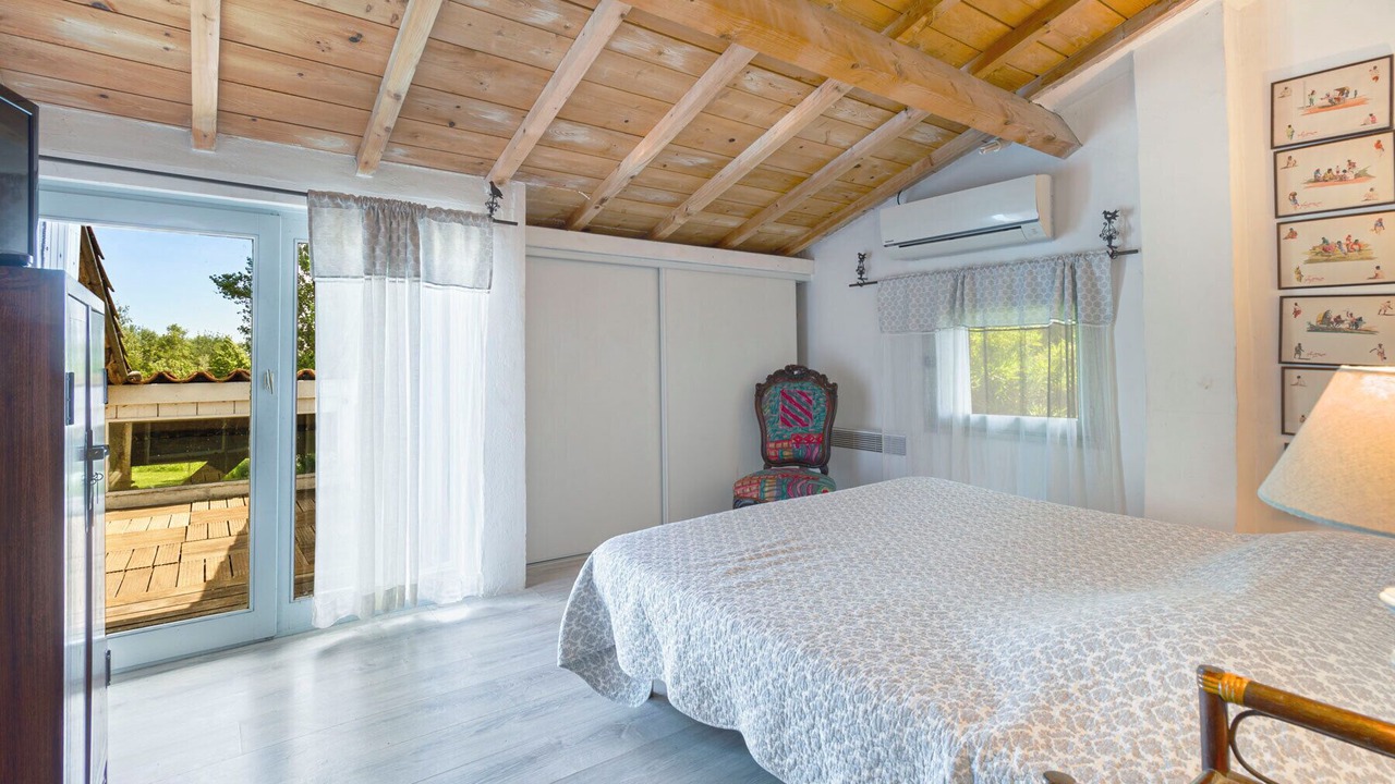 Photo of Bedroom in Arles