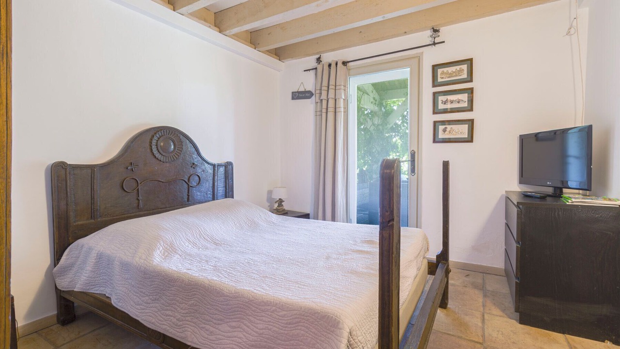 Photo of Bedroom in Arles