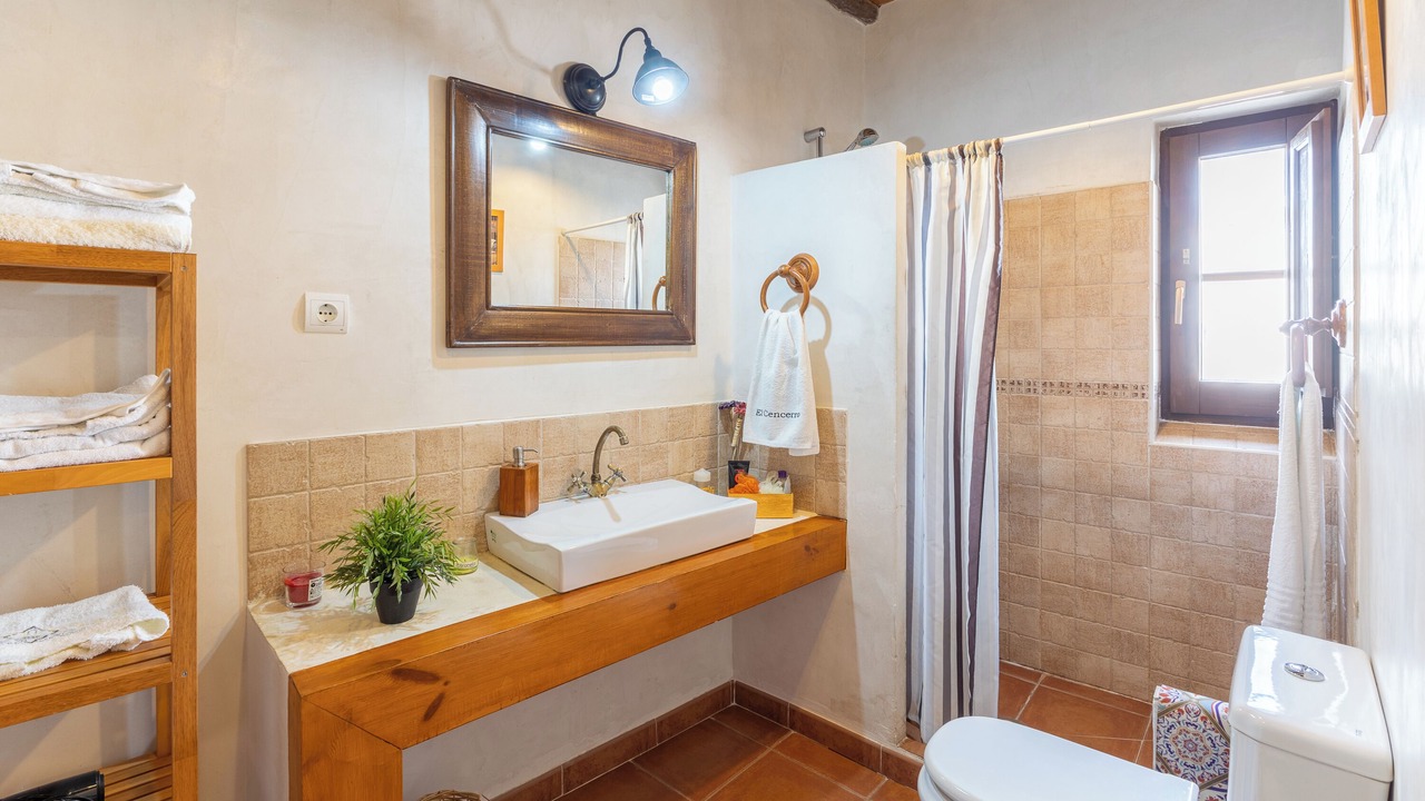 Photo of Bathroom in Villamanrique de Tajo