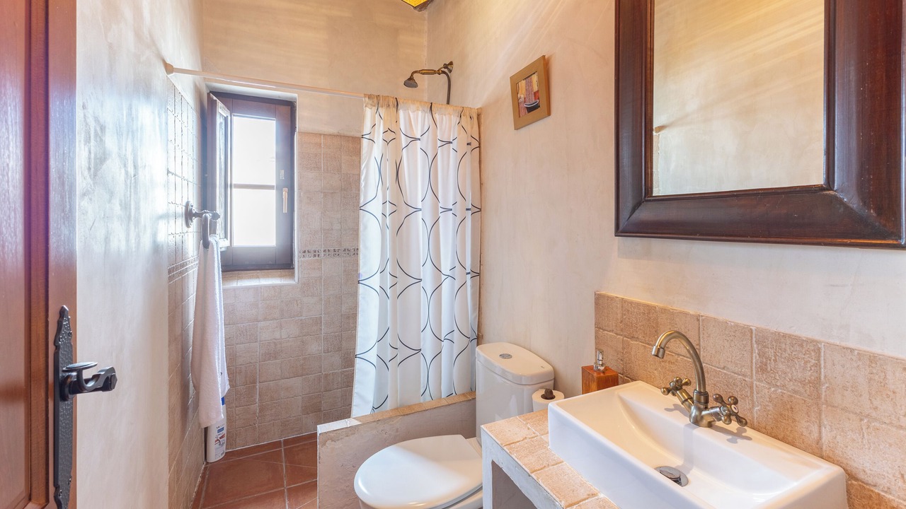 Photo of Bathroom in Villamanrique de Tajo
