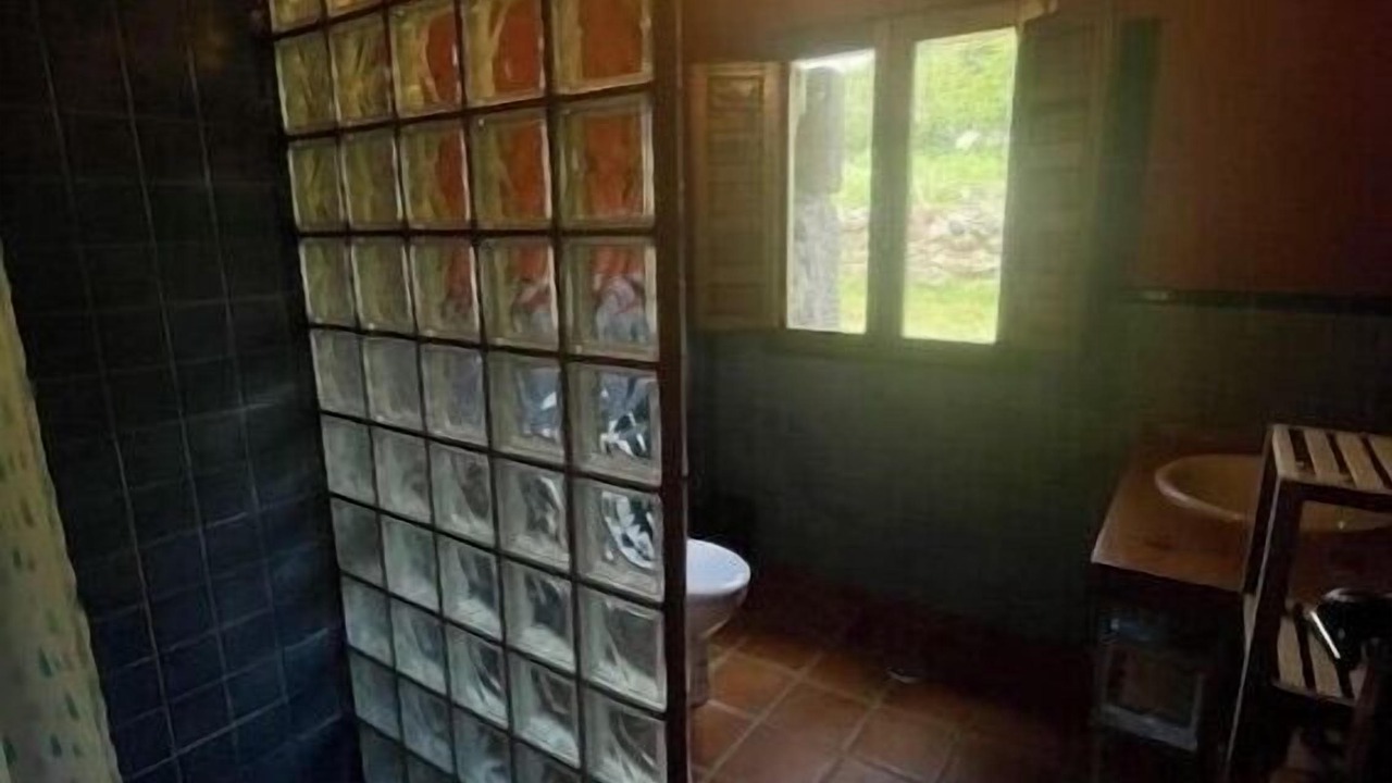Photo of Bathroom in El Raso