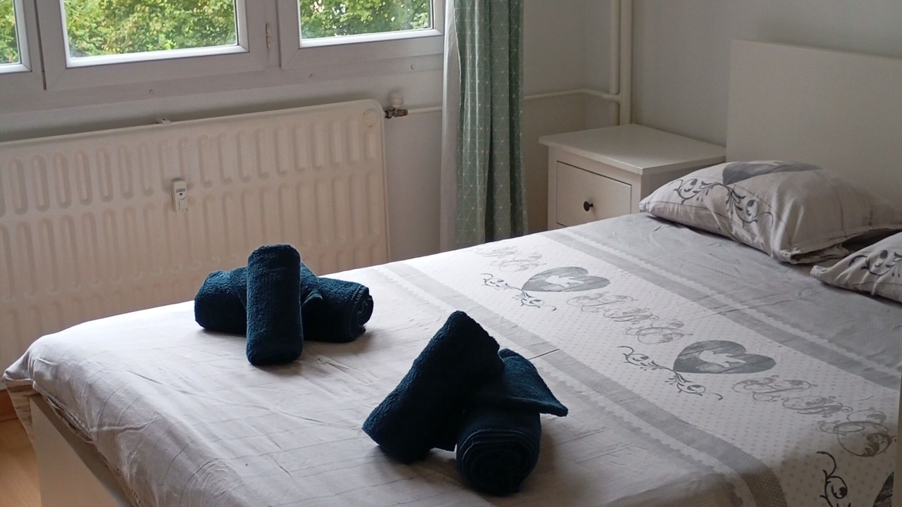 Photo of Bedroom in Saint-Genis-Pouilly