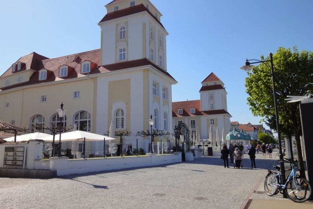 Photo of Others in Binz