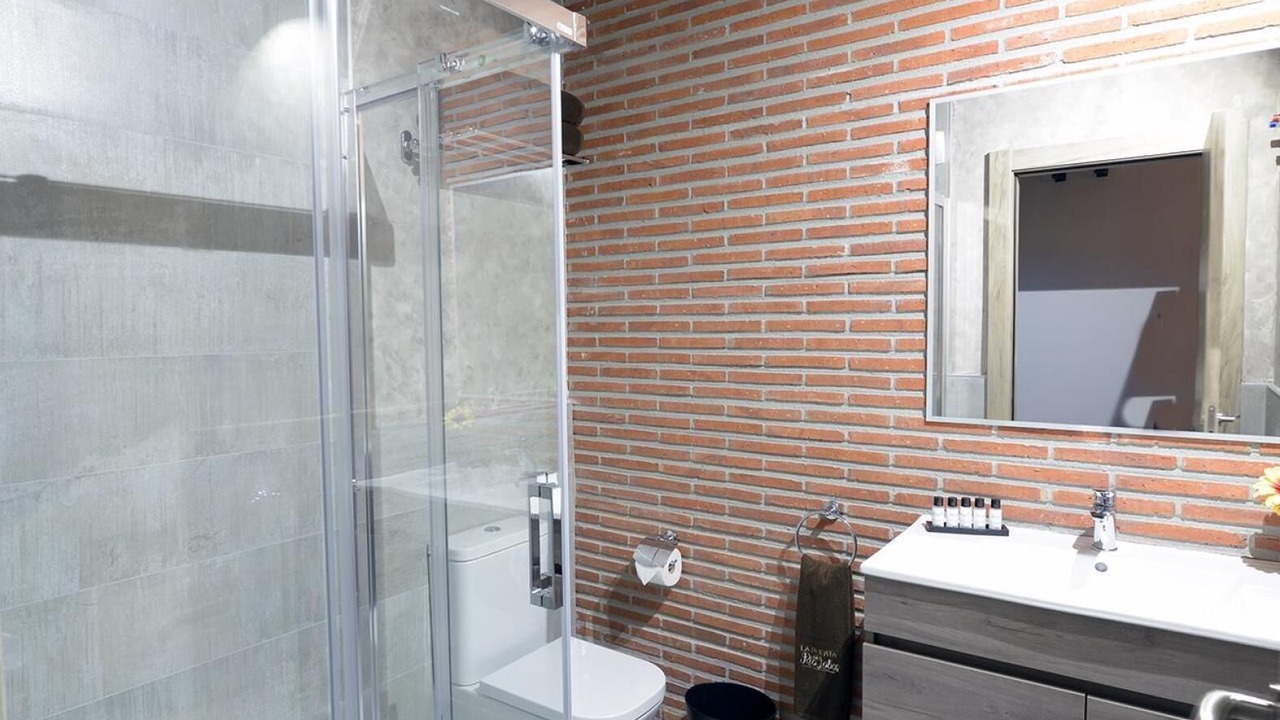 Photo of Bathroom in San Leonardo de Yague