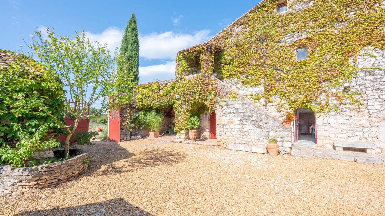 Photo of Outdoor in Viols-en-Laval