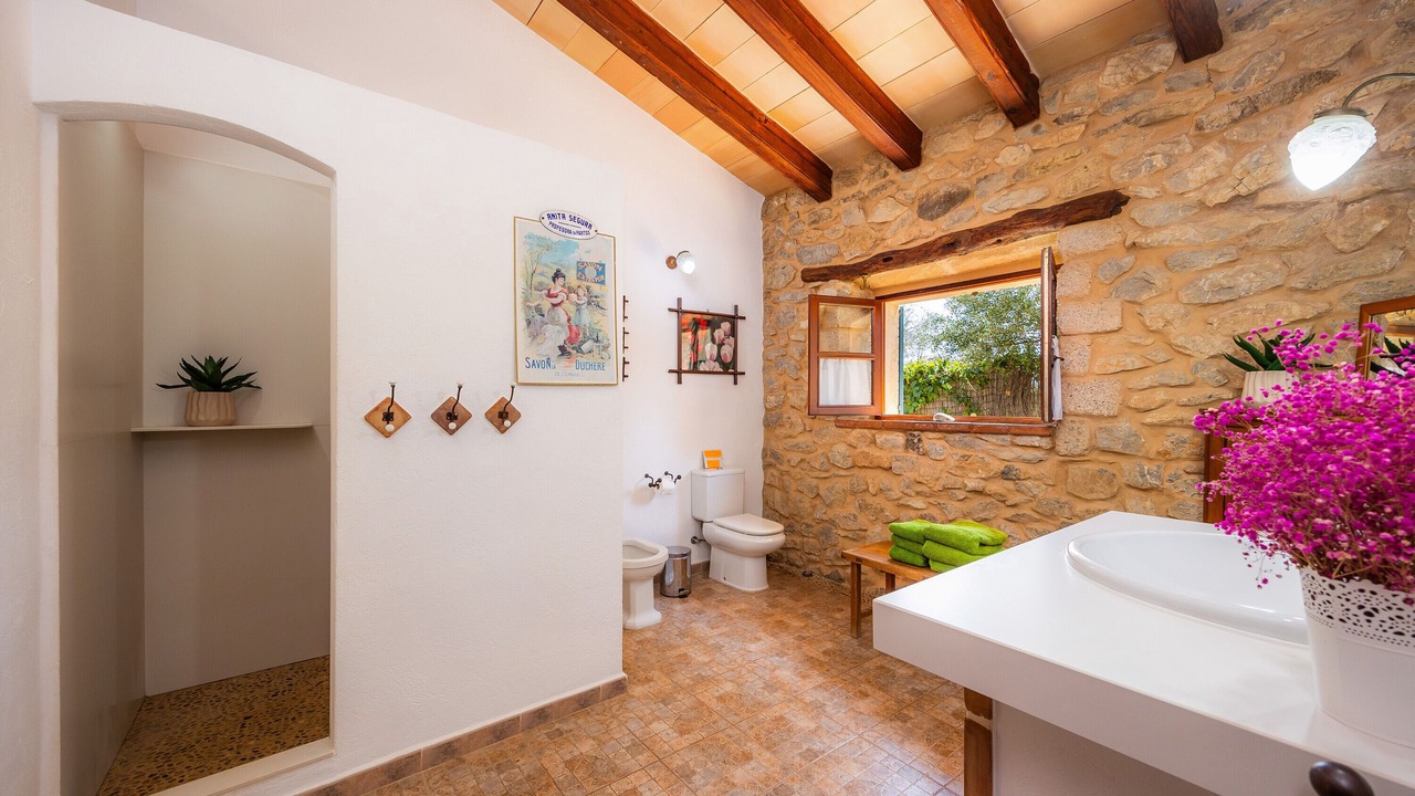 Photo of Bathroom in Arta
