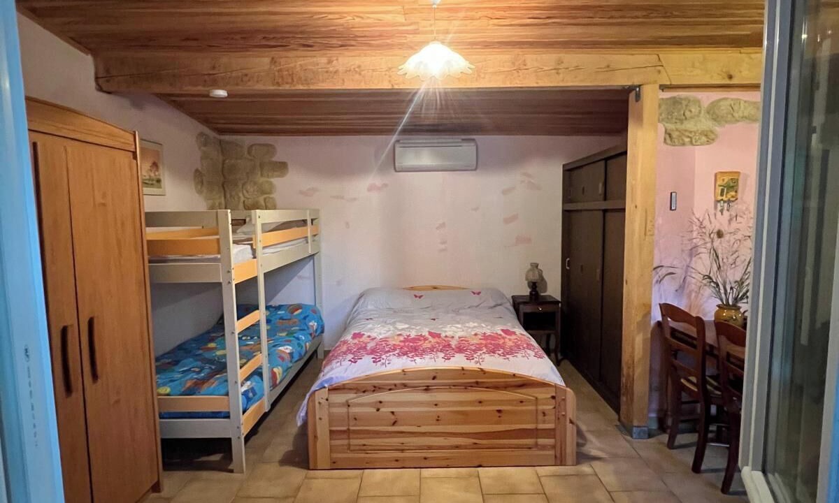Photo of Bedroom in Boisset-et-Gaujac