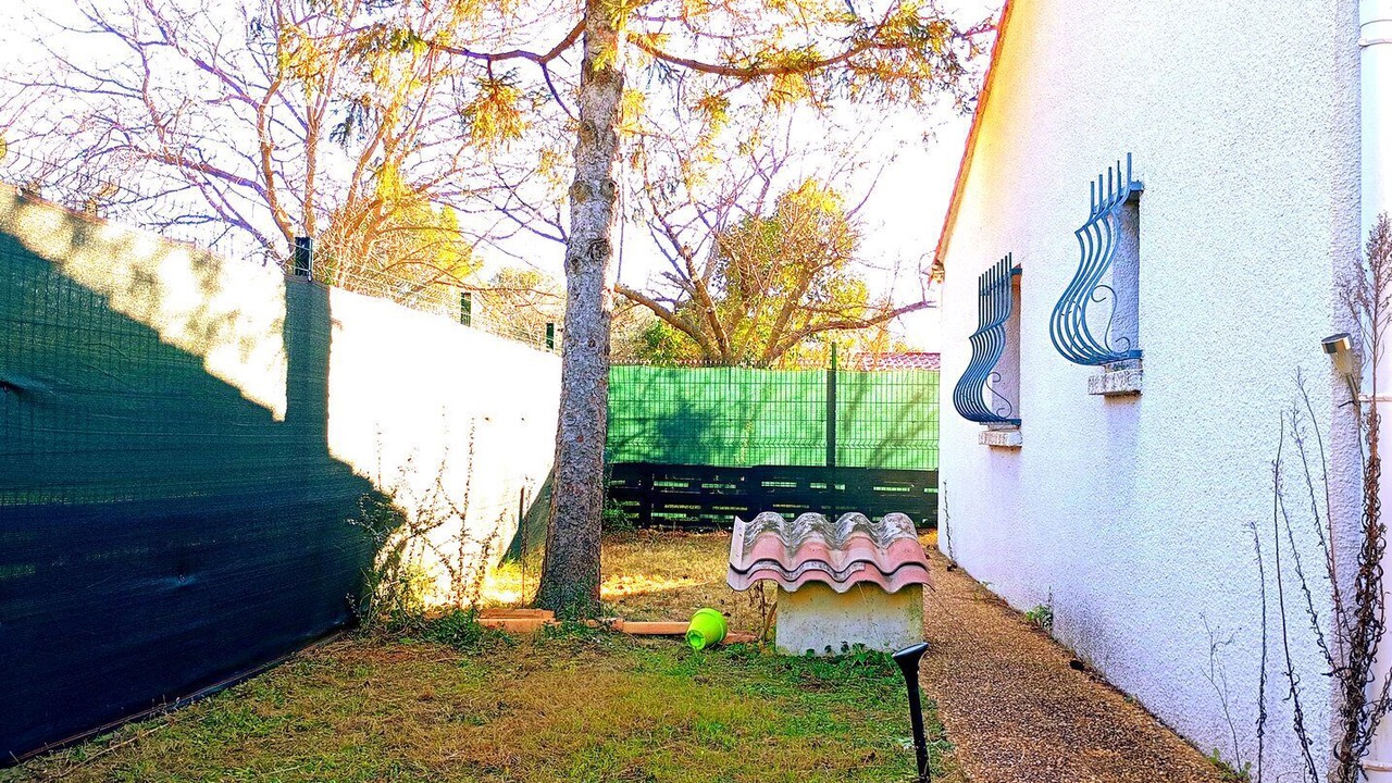 Photo of Outdoor in Bezouce